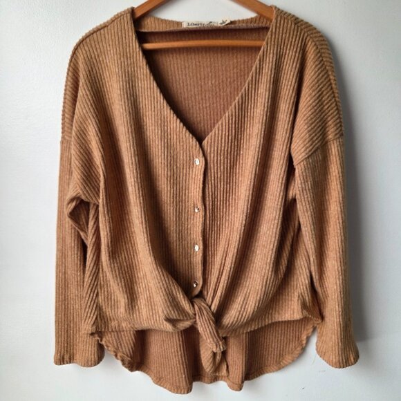 EUC LIBERTY LOVE RIBBED V NECK BUTTONED TIE FRONT SOFT SWEATER TOP SIZE LARGE - Picture 1 of 11